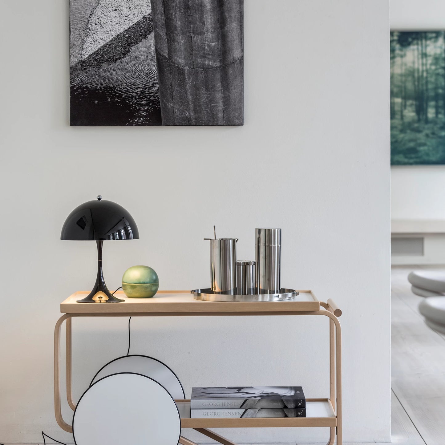 Sphere Table Lamp