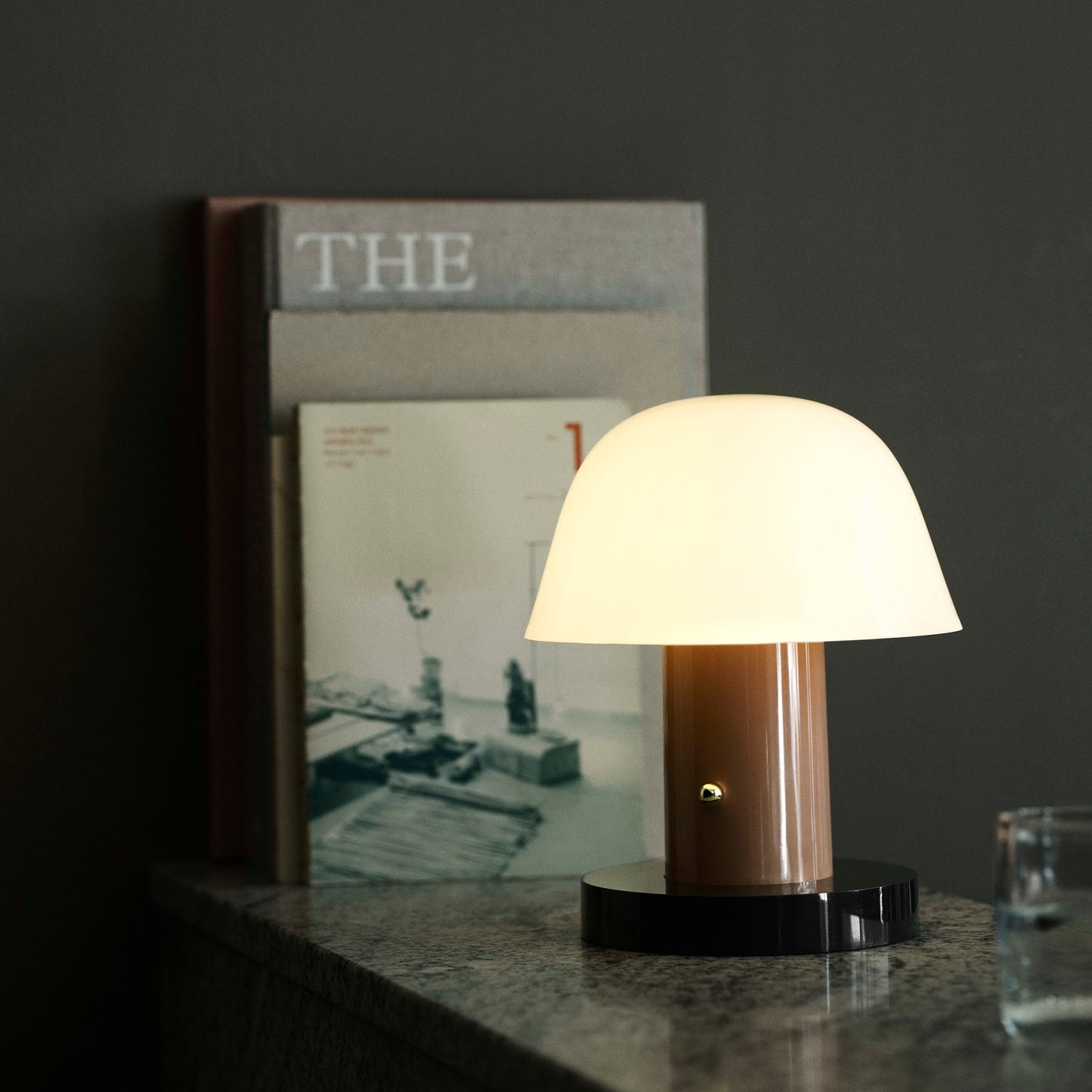 Seta Portable Lamp