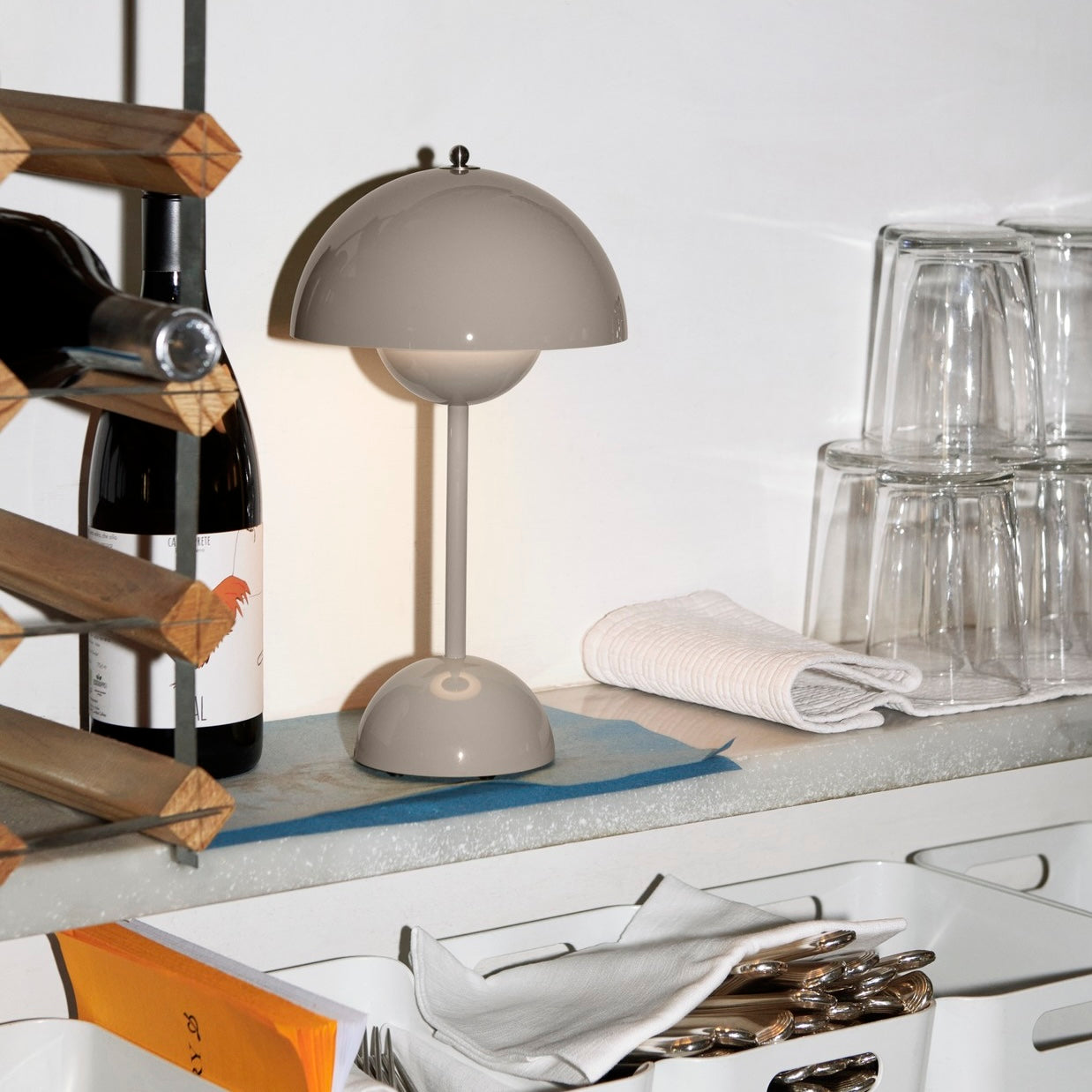 Verton Portable Lamp