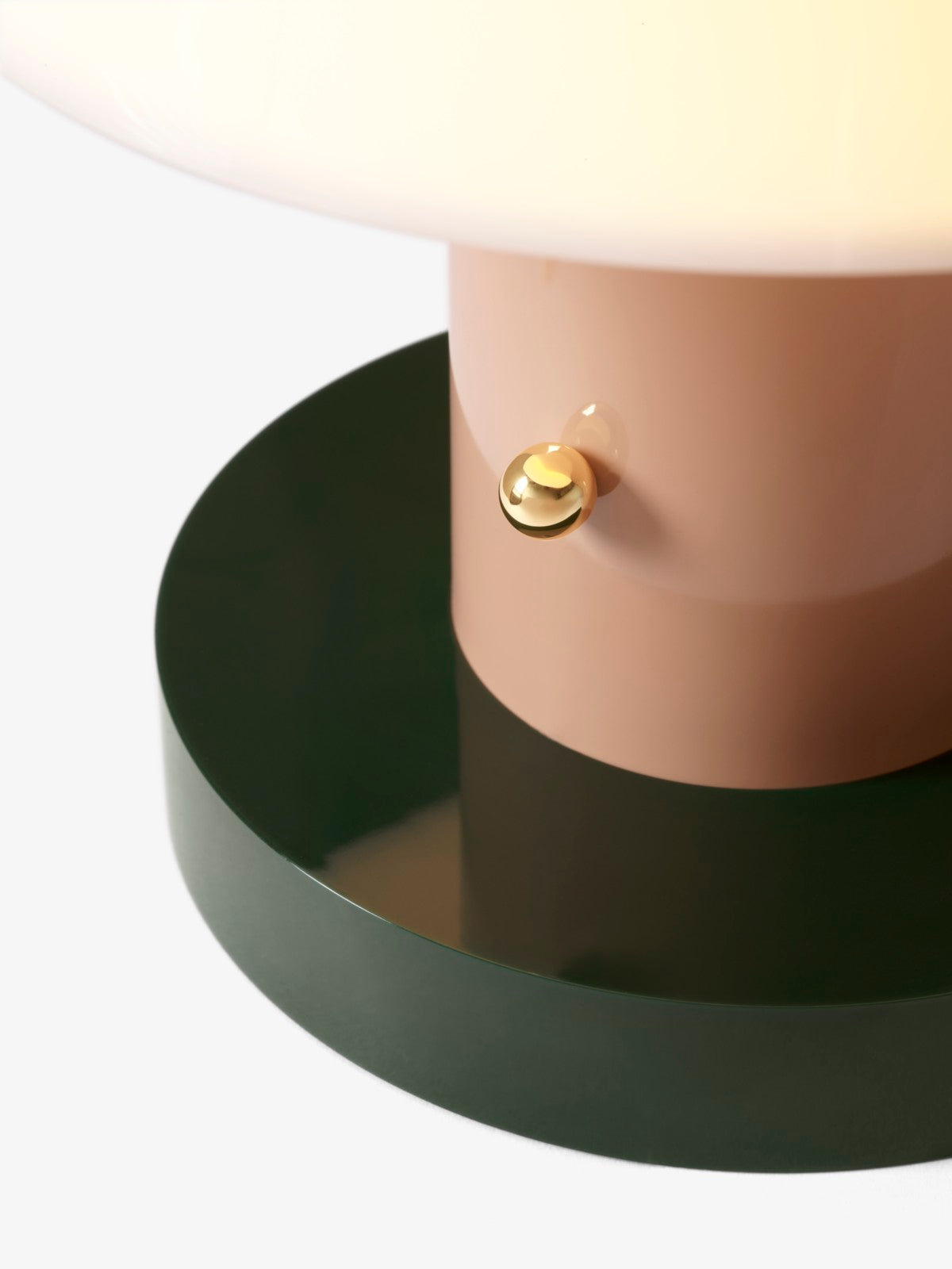 Seta Portable Lamp